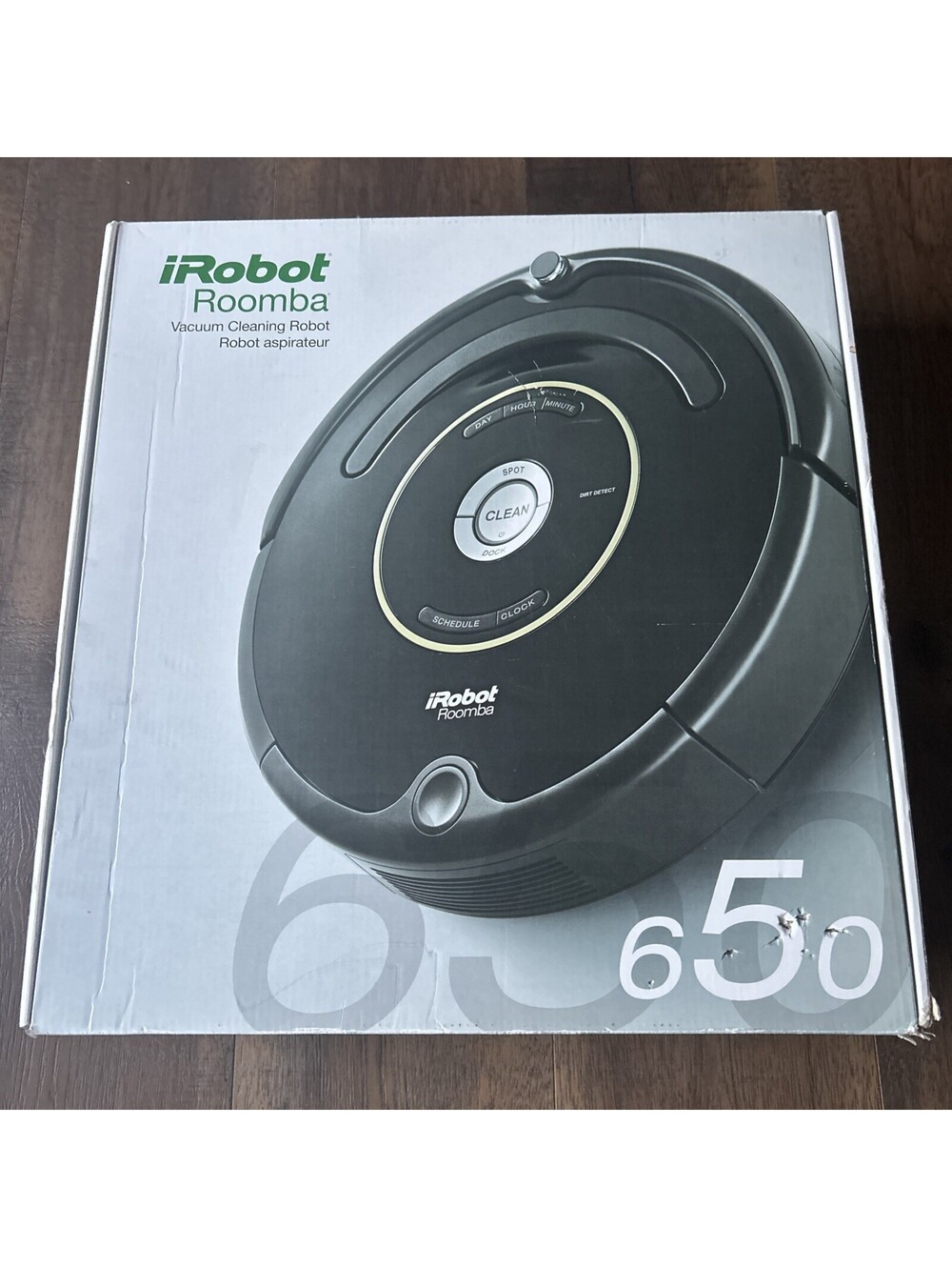 iRobot Roomba 650 Robot Black iAdapt Vacuum Cleaner.  BRAND NEW in Open Box